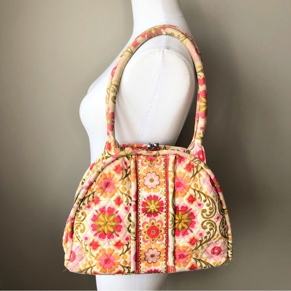 Vera Bradley Handbags - Adorable cottagecore Vera Bradley Grandma Shoulder bag purse